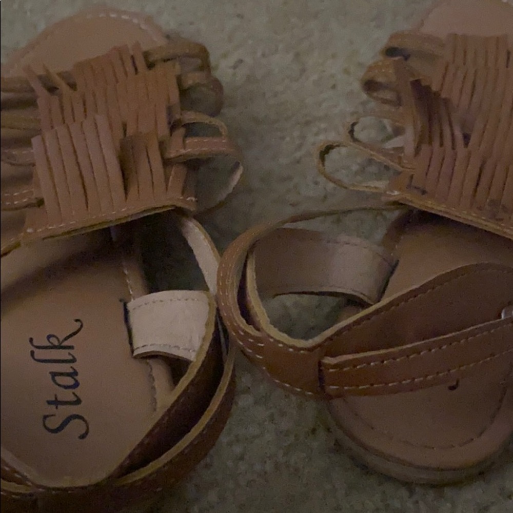 beige flats - Picture 2 of 2